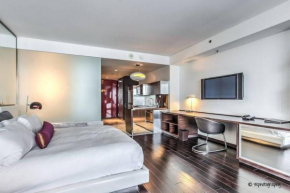 Strip View - Luxurious Studio at Palms Place